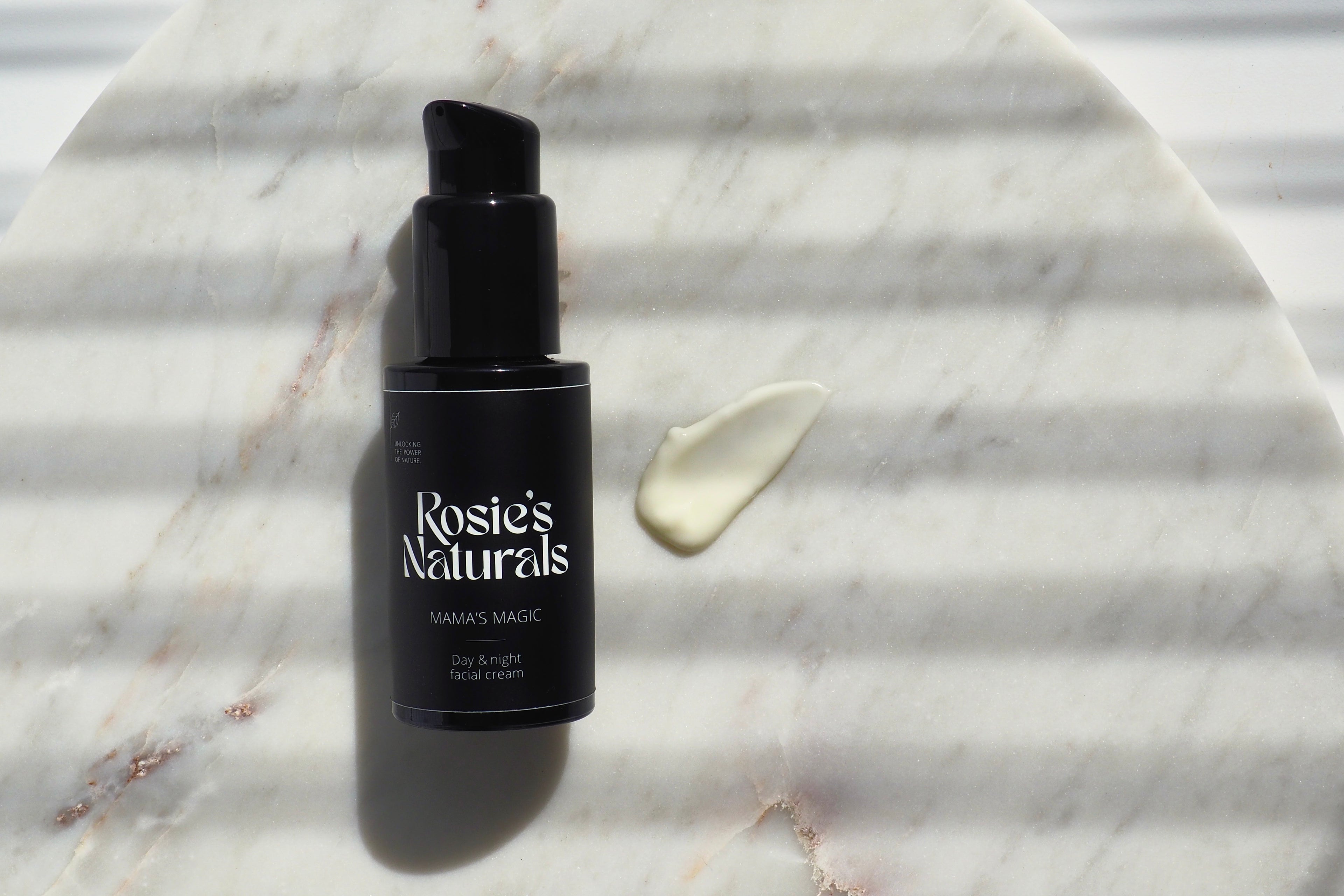 Natuurlijke gezichtscrème Mama's Magic van Rosie's Naturals, zacht voor de gevoelige huid en lief voor de planeet